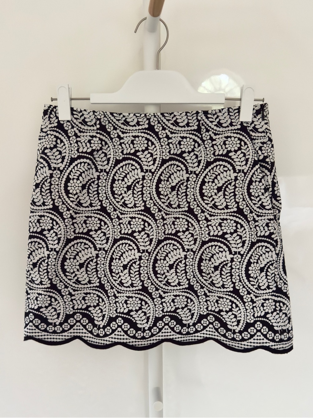 Golftini Navy White Paisley Print Golf Skort Scalloped Hem Size 2